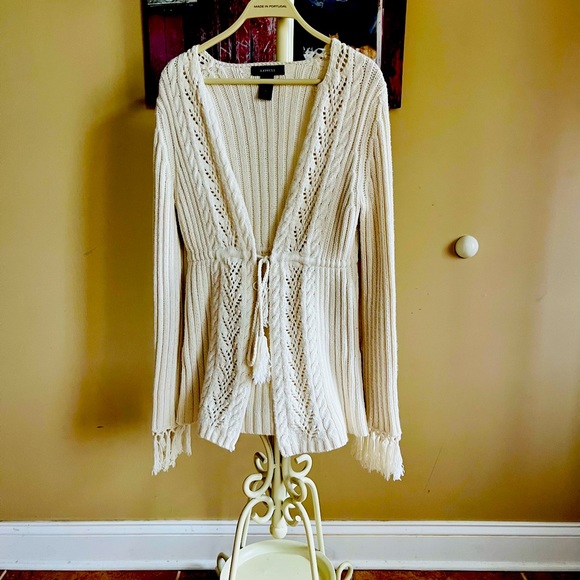 Express woman’s knitted , tassel sweater, size medium - Picture 2 of 6